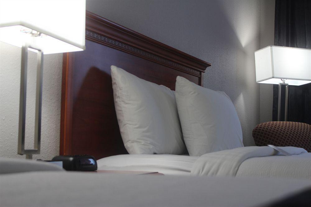 Country Inn & Suites By Radisson, Lackland Afb San Antonio , Tx Εξωτερικό φωτογραφία